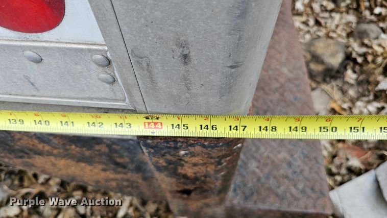 image for item DQ8569 2000 Ford F450 Super Duty  box truck