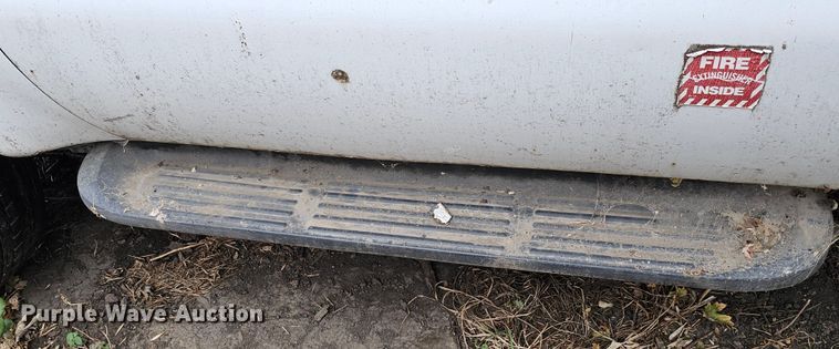 image for item DQ8569 2000 Ford F450 Super Duty  box truck