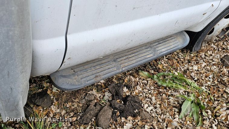 image for item DQ8569 2000 Ford F450 Super Duty  box truck