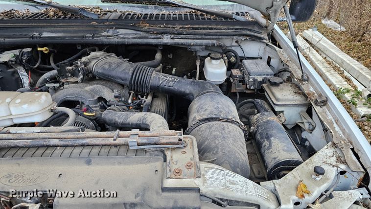 image for item DQ8569 2000 Ford F450 Super Duty  box truck