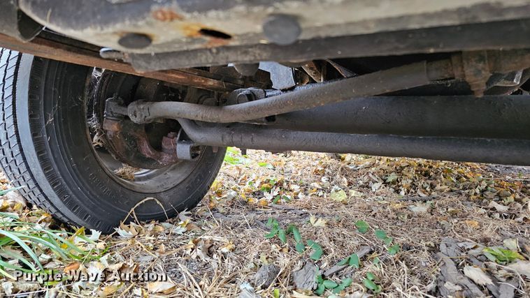 image for item DQ8569 2000 Ford F450 Super Duty  box truck