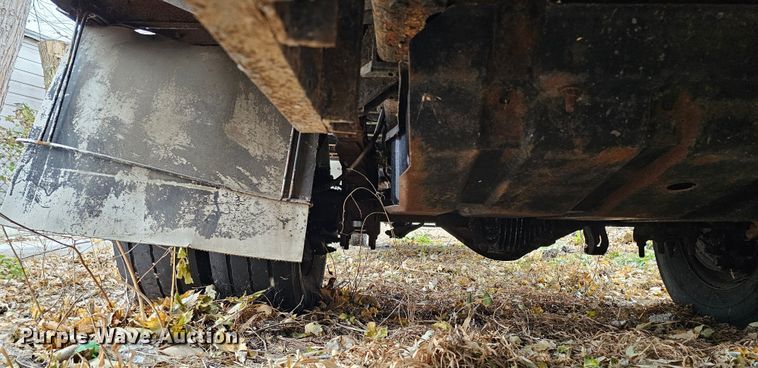 image for item DQ8569 2000 Ford F450 Super Duty  box truck