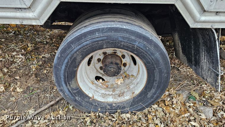 image for item DQ8569 2000 Ford F450 Super Duty  box truck