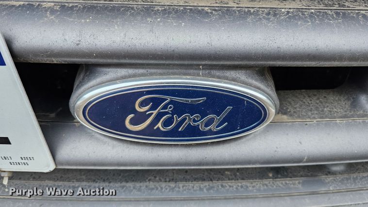 image for item DQ8569 2000 Ford F450 Super Duty  box truck