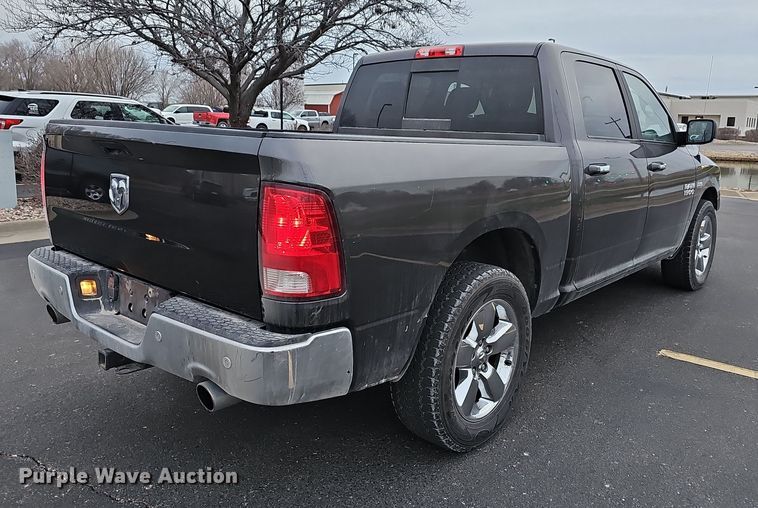 image for item DR5930 2018 Dodge Ram 1500  Crew Cab pickup truck