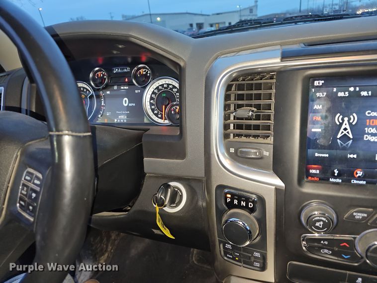 image for item DR5930 2018 Dodge Ram 1500  Crew Cab pickup truck