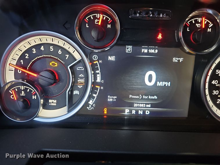 image for item DR5930 2018 Dodge Ram 1500  Crew Cab pickup truck