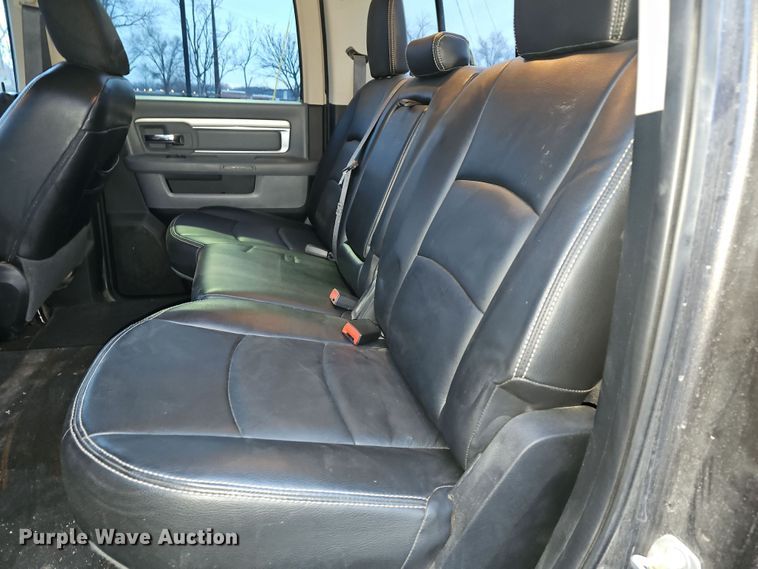 image for item DR5930 2018 Dodge Ram 1500  Crew Cab pickup truck