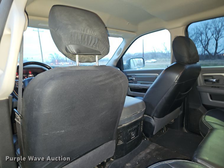 image for item DR5930 2018 Dodge Ram 1500  Crew Cab pickup truck