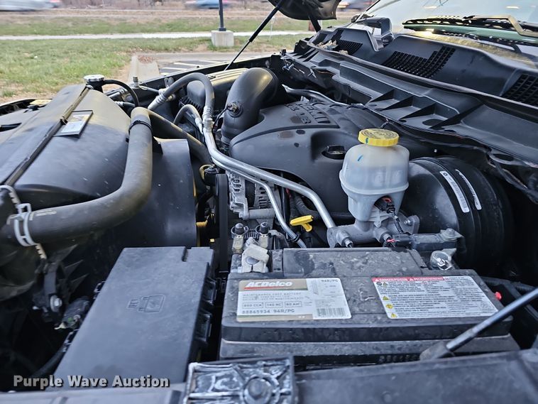 image for item DR5930 2018 Dodge Ram 1500  Crew Cab pickup truck