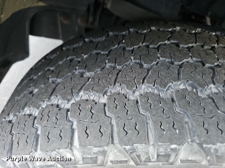 image for item DR5930 2018 Dodge Ram 1500  Crew Cab pickup truck