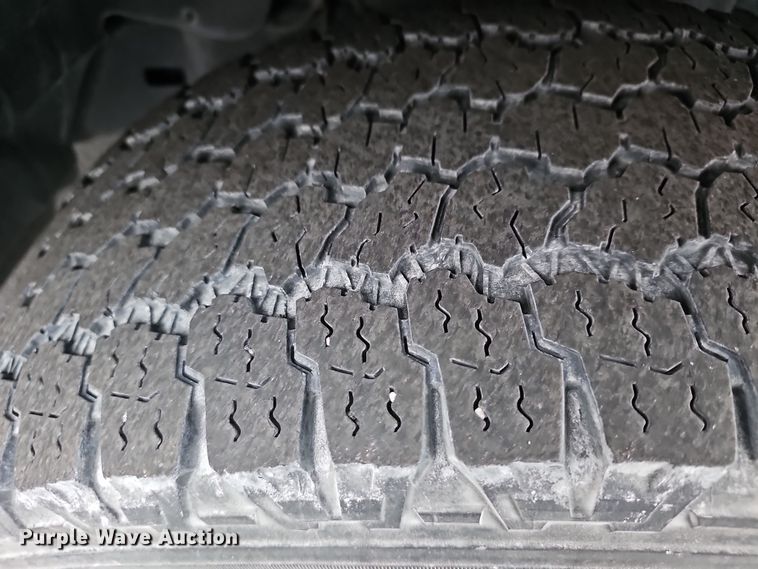 image for item DR5930 2018 Dodge Ram 1500  Crew Cab pickup truck