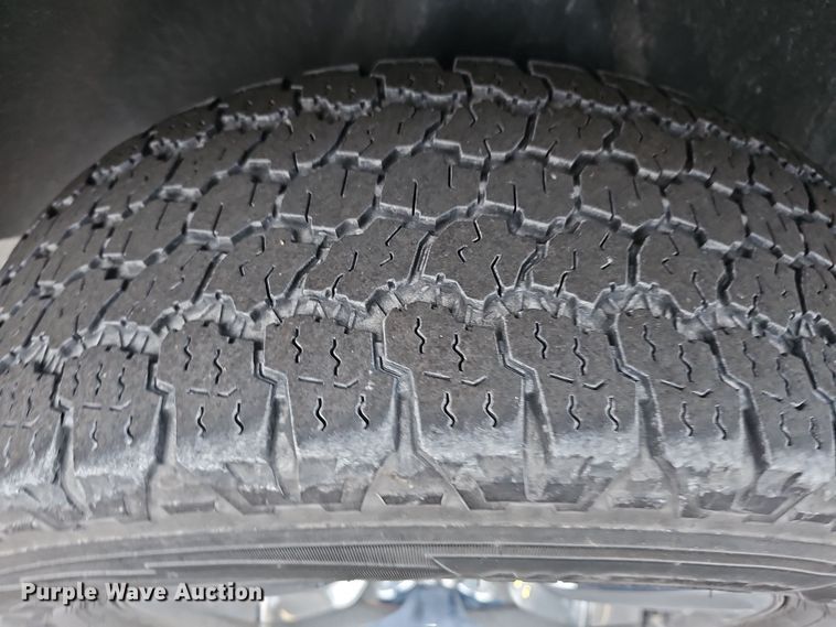 image for item DR5930 2018 Dodge Ram 1500  Crew Cab pickup truck