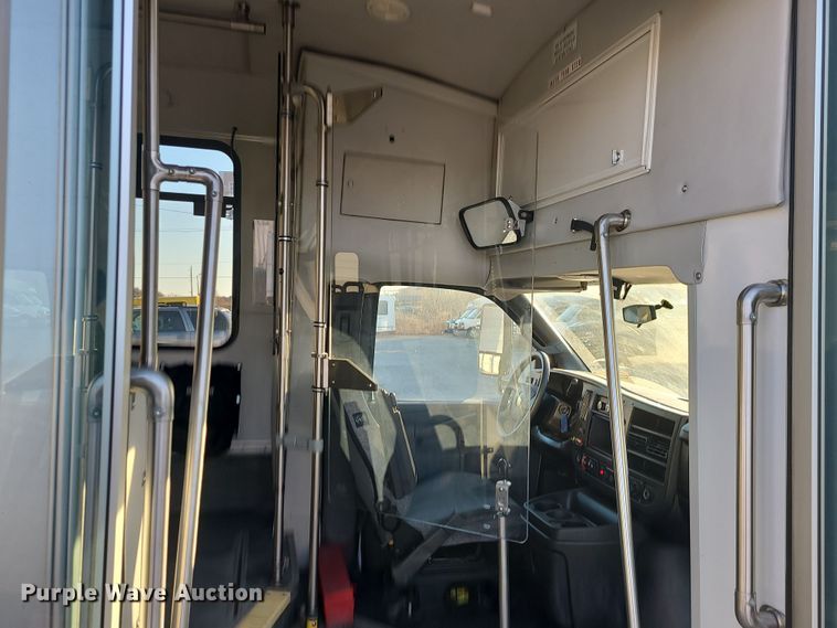 image for item DR7846 2016 Chevrolet Express  shuttle bus