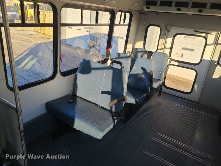 image for item DR7846 2016 Chevrolet Express  shuttle bus