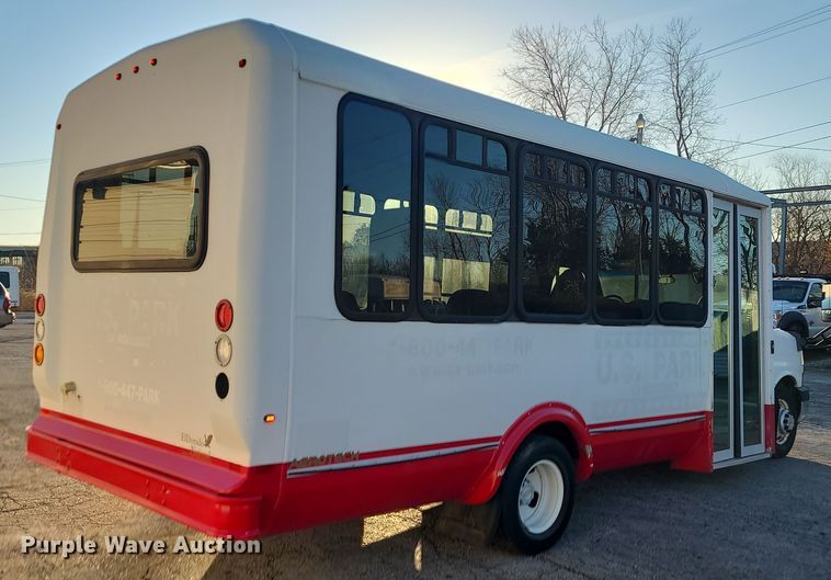 image for item DR7847 2013 Chevrolet Express  shuttle bus