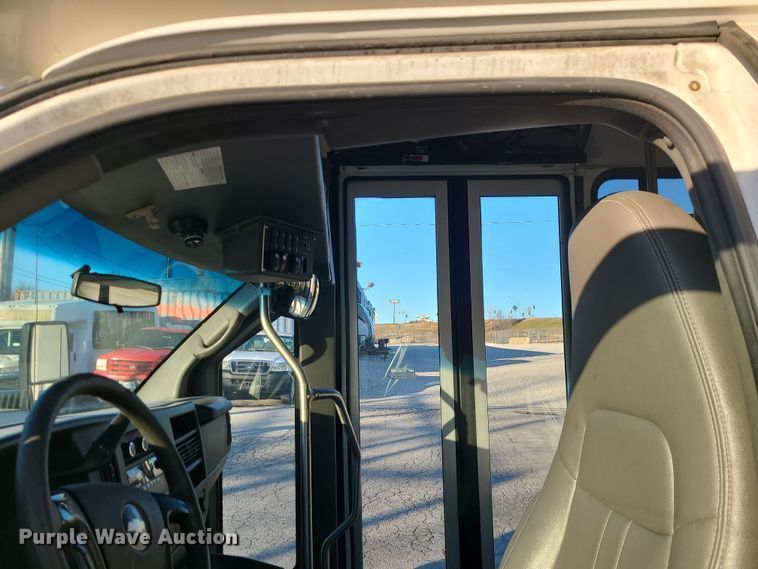 image for item DR7847 2013 Chevrolet Express  shuttle bus