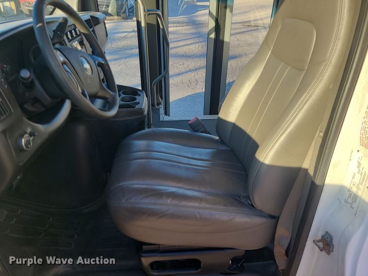 image for item DR7847 2013 Chevrolet Express  shuttle bus