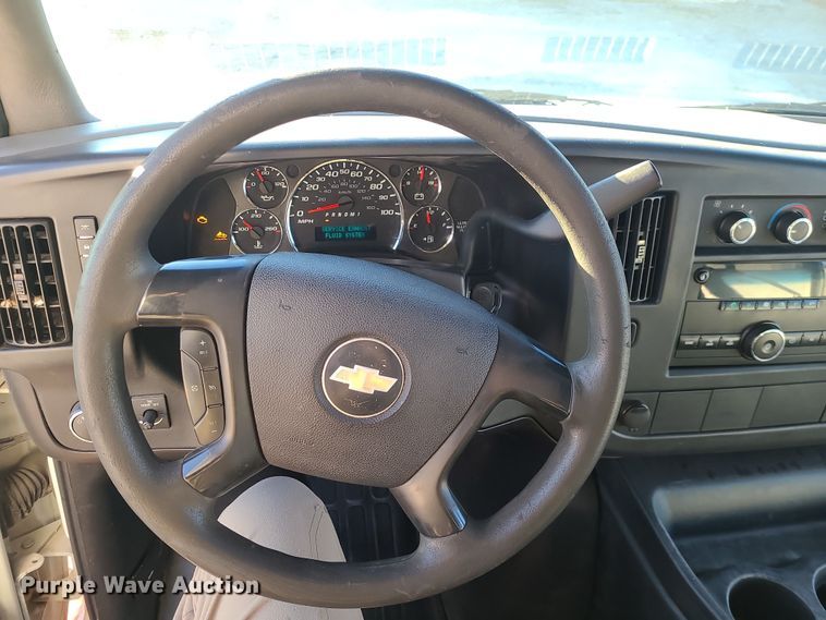 image for item DR7847 2013 Chevrolet Express  shuttle bus