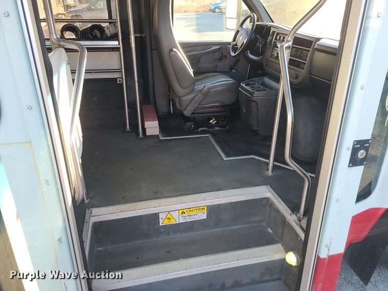 image for item DR7847 2013 Chevrolet Express  shuttle bus