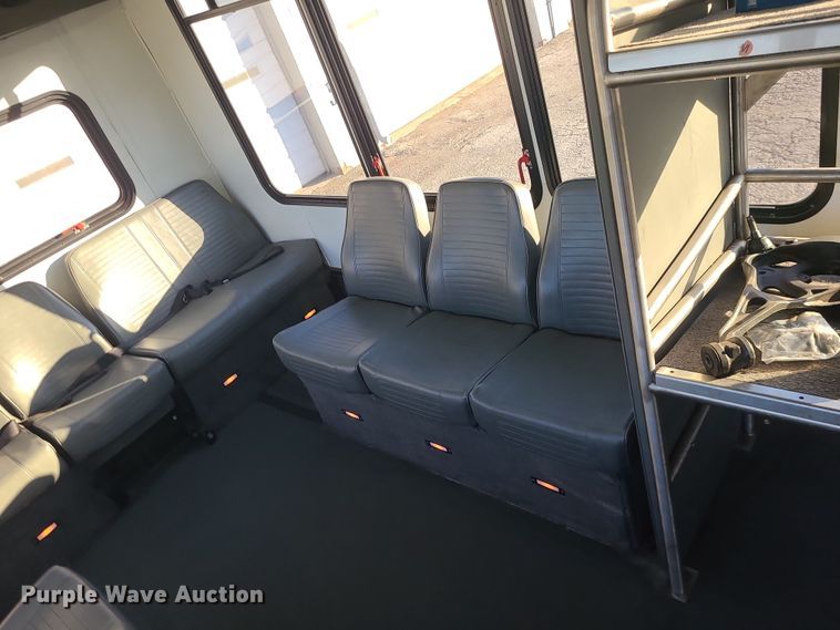 image for item DR7847 2013 Chevrolet Express  shuttle bus