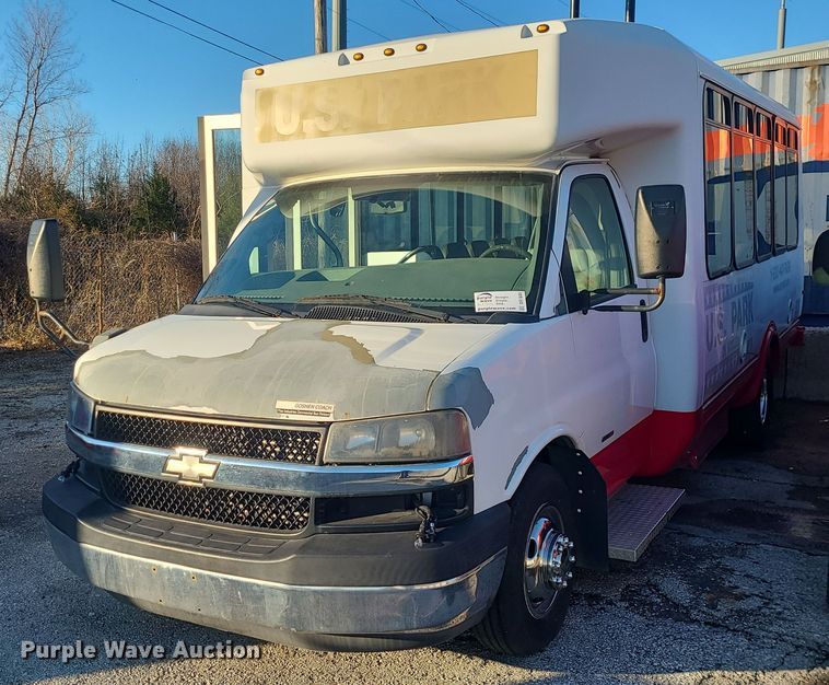 image for item DR7849 2013 Chevrolet Express  shuttle bus