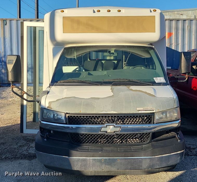 image for item DR7849 2013 Chevrolet Express  shuttle bus