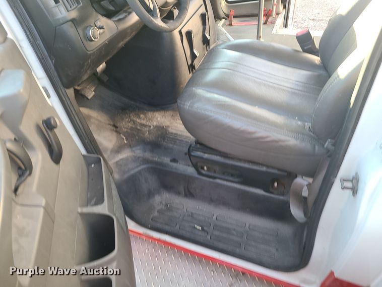 image for item DR7849 2013 Chevrolet Express  shuttle bus