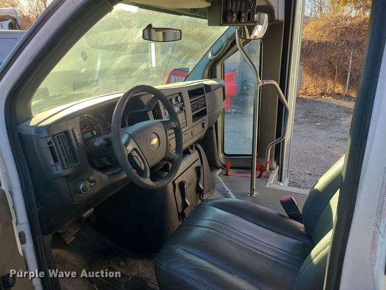 image for item DR7849 2013 Chevrolet Express  shuttle bus