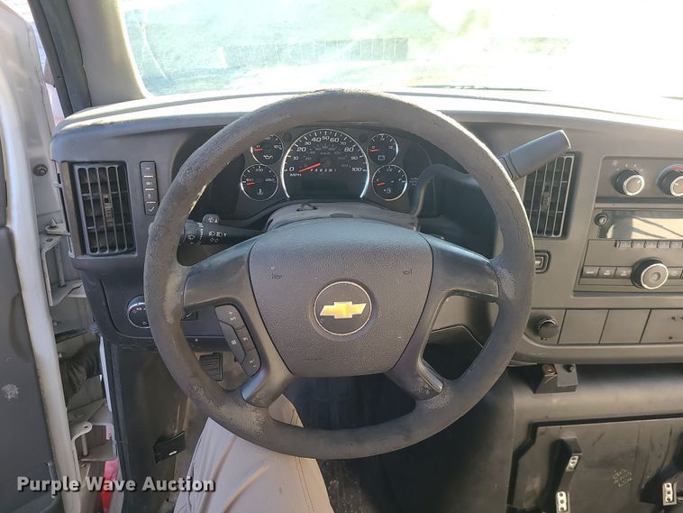 image for item DR7849 2013 Chevrolet Express  shuttle bus