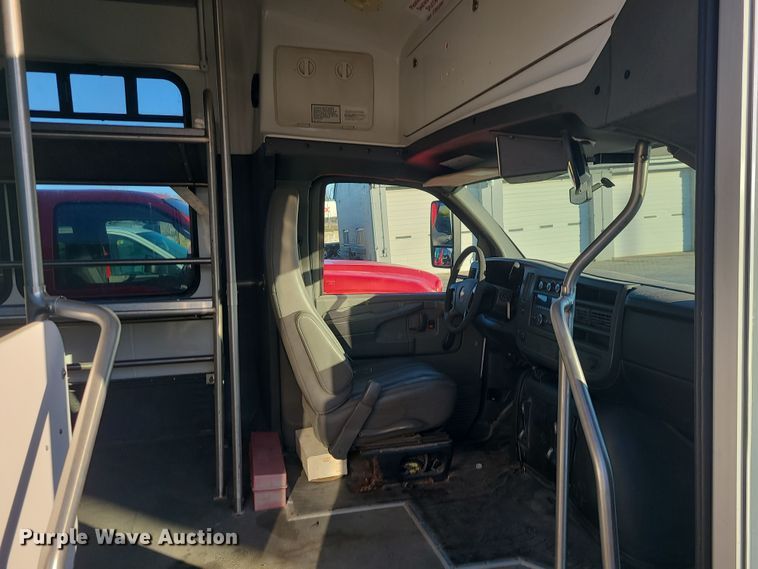 image for item DR7849 2013 Chevrolet Express  shuttle bus