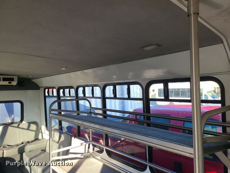 image for item DR7849 2013 Chevrolet Express  shuttle bus