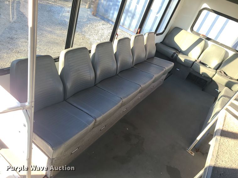 image for item DR7849 2013 Chevrolet Express  shuttle bus