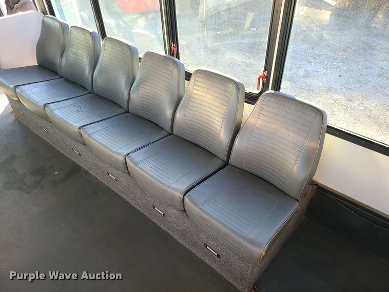 image for item DR7849 2013 Chevrolet Express  shuttle bus