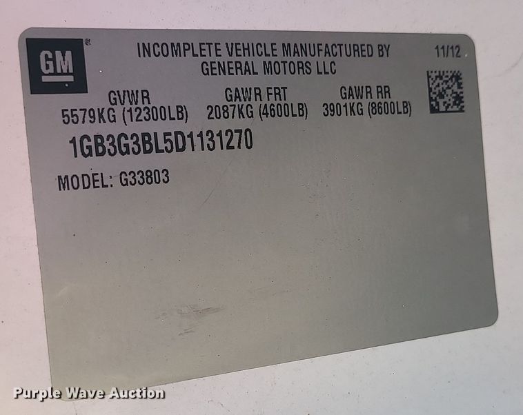 image for item DR7849 2013 Chevrolet Express  shuttle bus