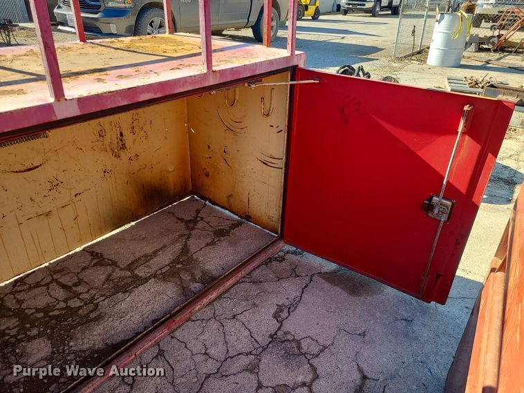 image for item DR7863 (2) tool boxes