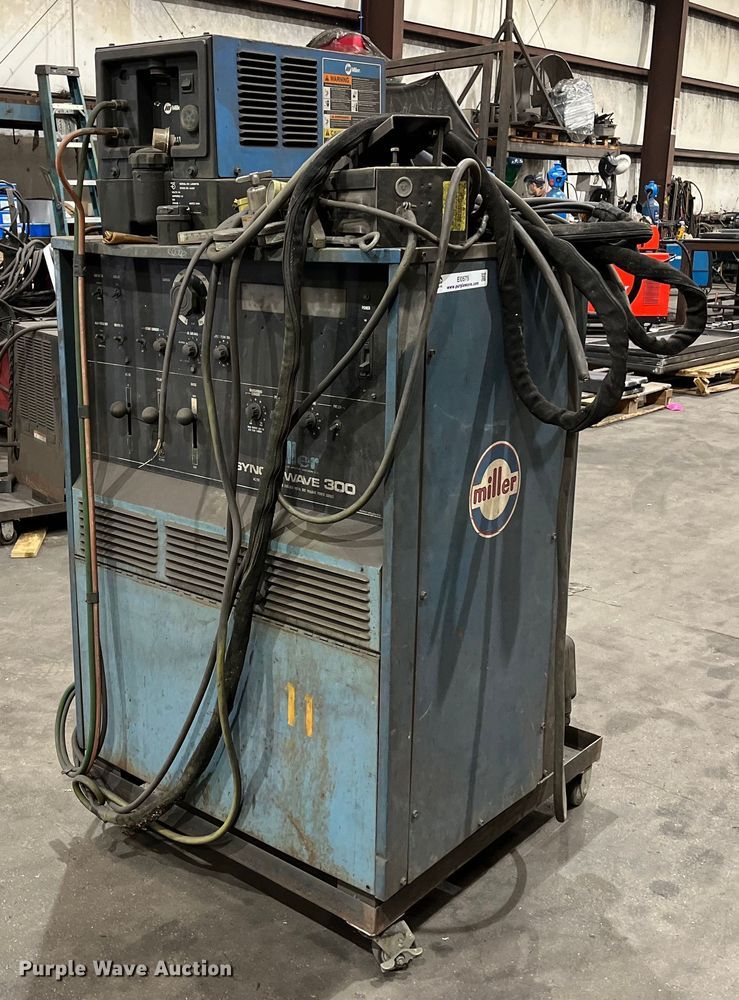image for item EI0575 Miller Syncrowave 300  welder