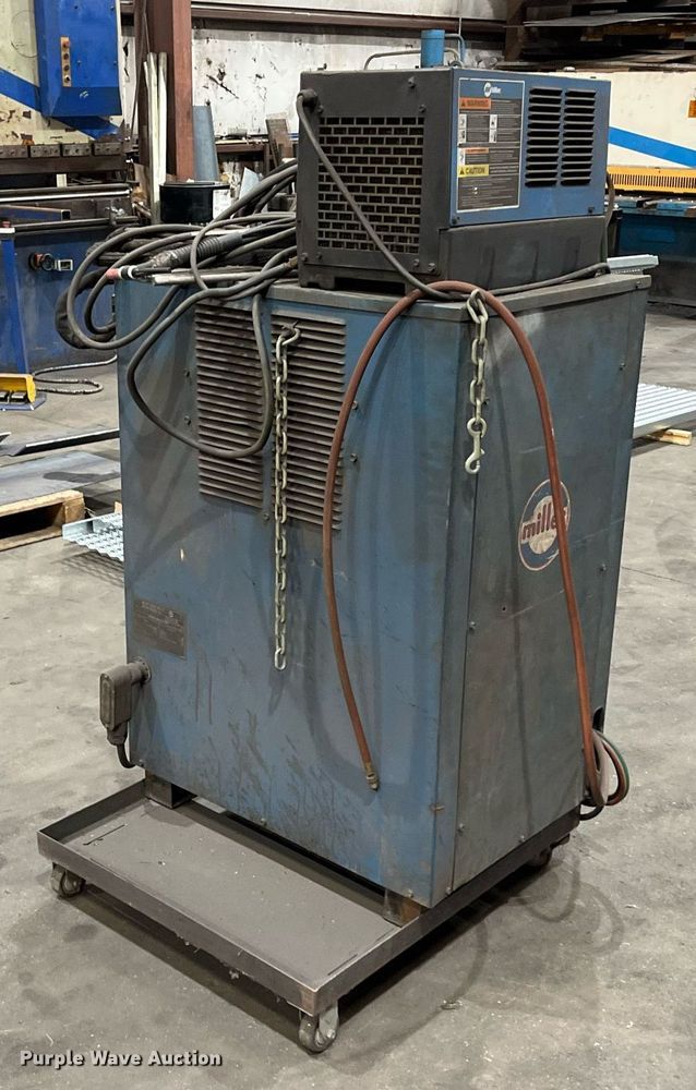 image for item EI0575 Miller Syncrowave 300  welder
