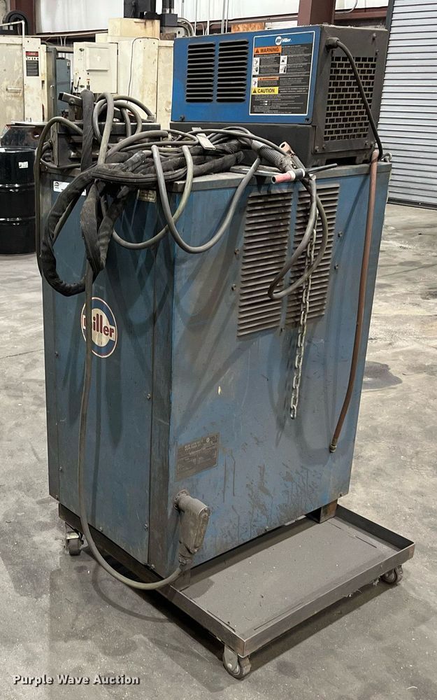 image for item EI0575 Miller Syncrowave 300  welder