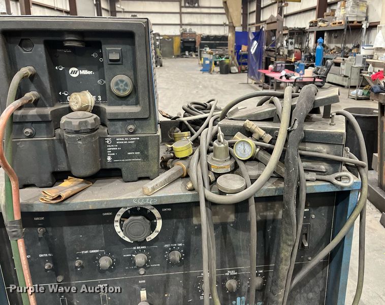 image for item EI0575 Miller Syncrowave 300  welder