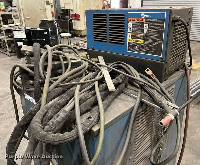 image for item EI0575 Miller Syncrowave 300  welder