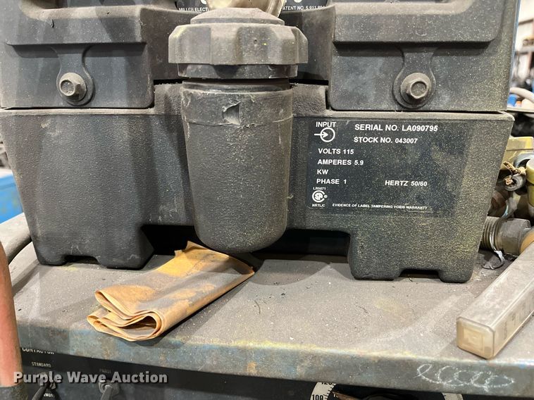 image for item EI0575 Miller Syncrowave 300  welder