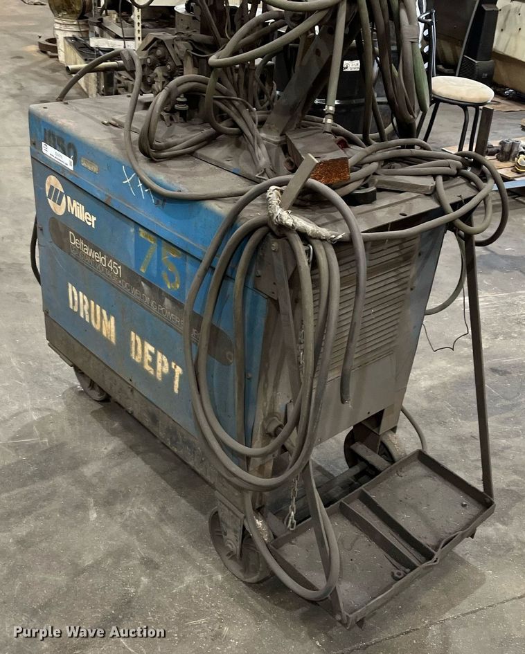 image for item EI0576 Miller Deltaweld 451  welder