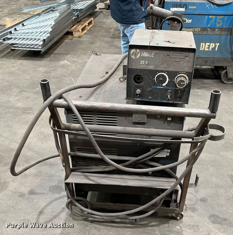 image for item EI0577 Miller CP-303  welder