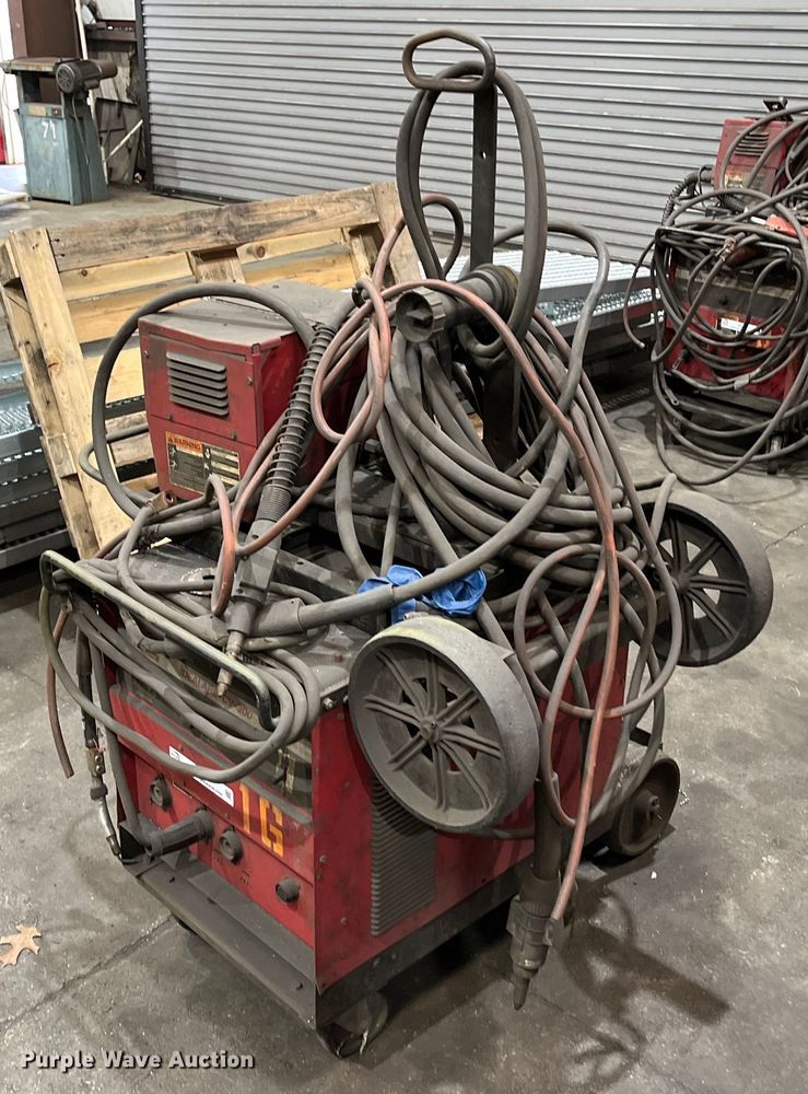 image for item EI0578 Lincoln Idealarc CV-300  welder