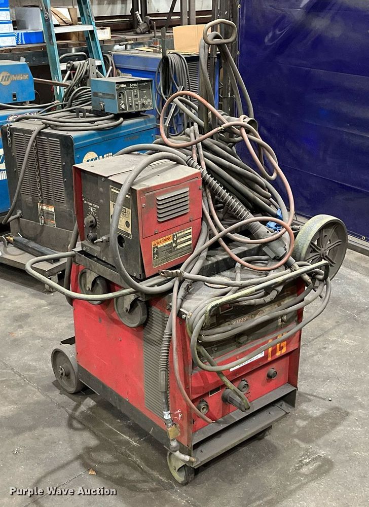 image for item EI0578 Lincoln Idealarc CV-300  welder