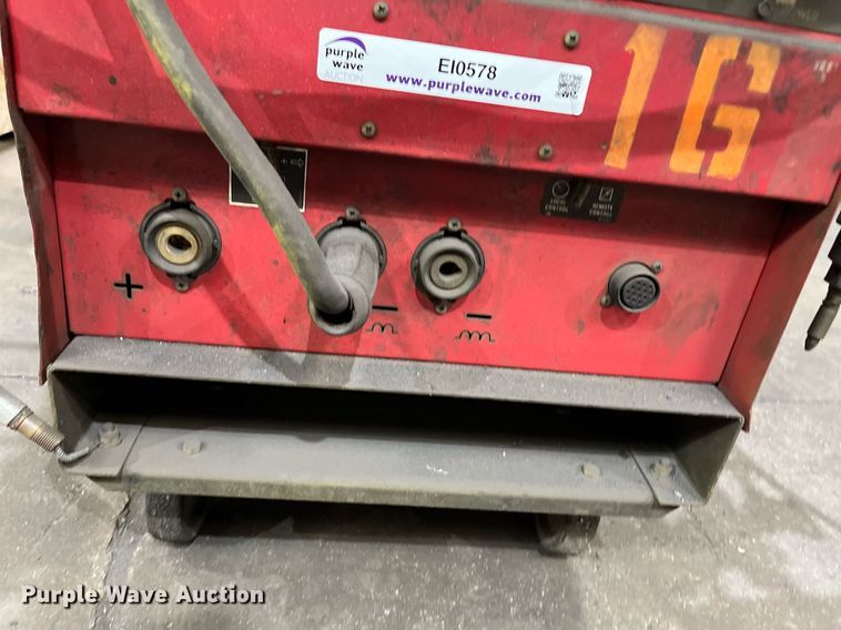 image for item EI0578 Lincoln Idealarc CV-300  welder