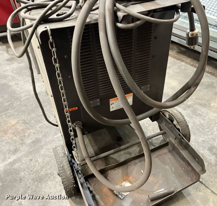 image for item EI0579 Memco CV/CC-652  welder