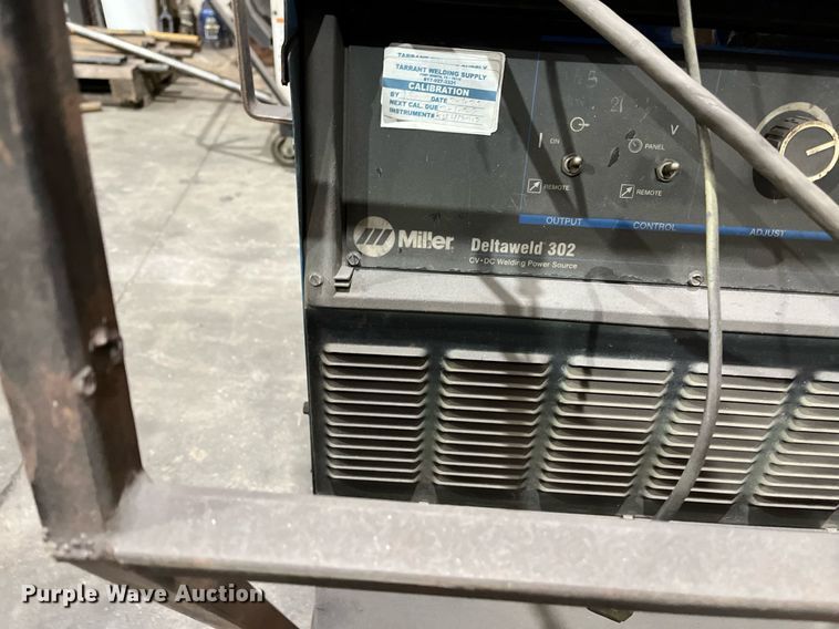 image for item EI0580 Miller Deltaweld 302  welder