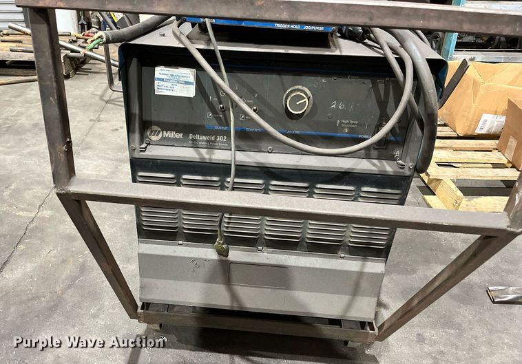 image for item EI0580 Miller Deltaweld 302  welder